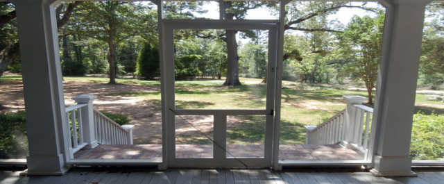 Flannery O'Connor's Front Porch